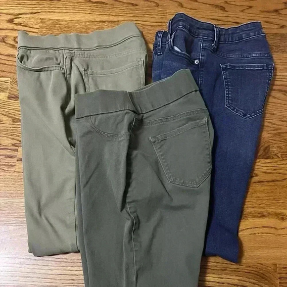 Bundle of 3 Women's Shaping Skinny Pants & Denim - GAP NINE WEST + LEVI STRAUSS - Picture 1 of 9